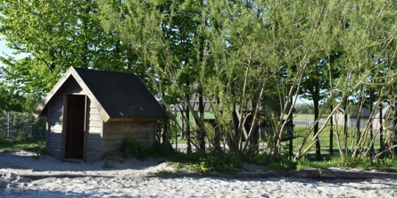 Sandkasse og legehus i Krokushaven